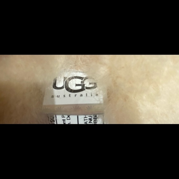 UGG Boots - Picture 8 of 9